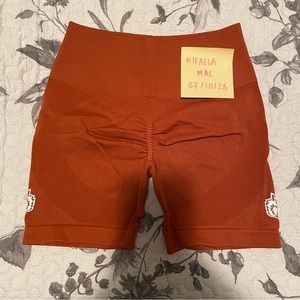 Darc Sport She Wolves Forever Seamless Everson Short in Saddle (S)